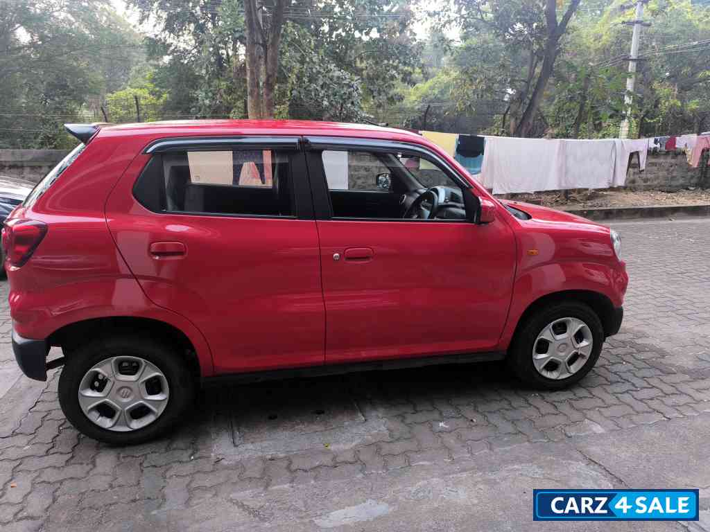 Fire Red Maruti Suzuki S-Presso VXi Plus AMT