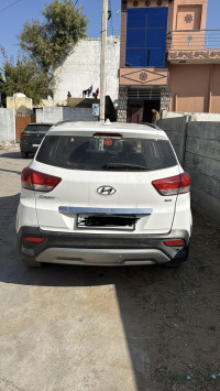 White Hyundai Creta Automatic