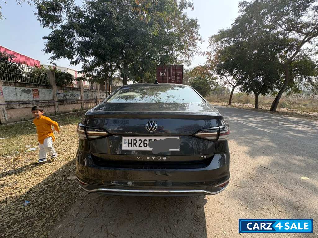 Volkswagen Virtus Topline 1.0 MT