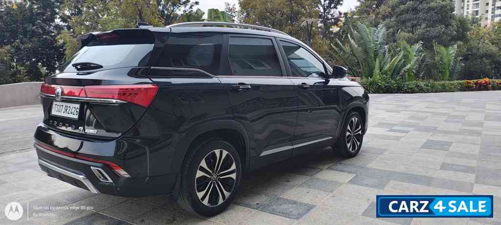 Black MG Hector Plus Sharp Pro 2.0 Diesel 6 seater Black MG Hector Plus Sharp Pro 2.0 Diesel 6 seater