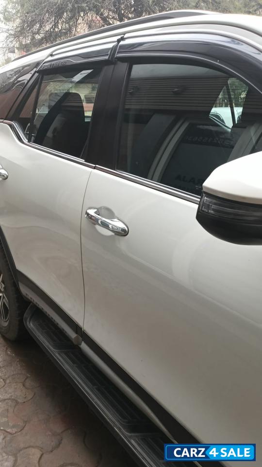 White Toyota Fortuner 4x2 Diesel Automatic