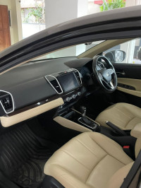 Golden Brown M Honda City i-vtec zx