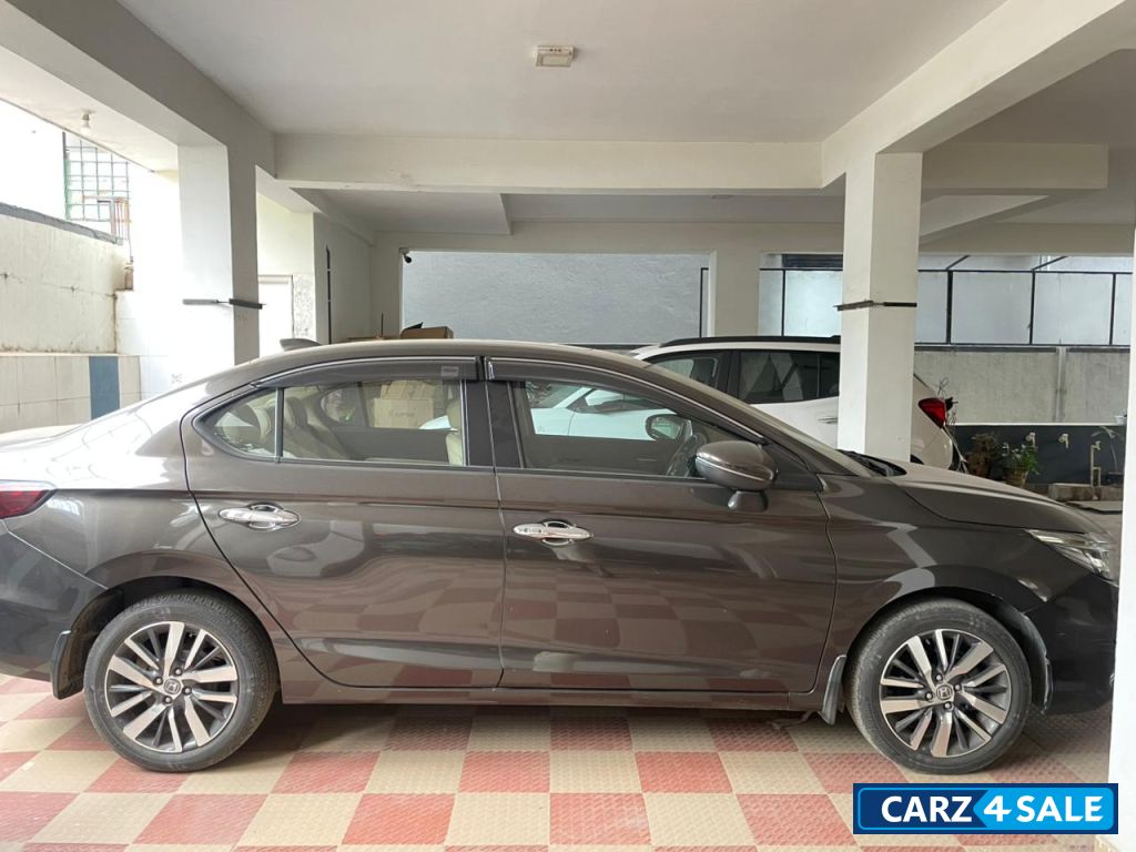 Golden Brown M Honda City i-vtec zx