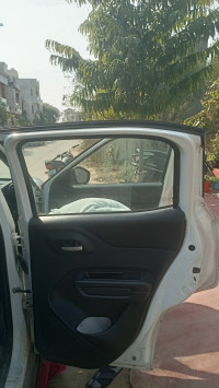 Black N White Citroen C3 1.2 feel dual tone