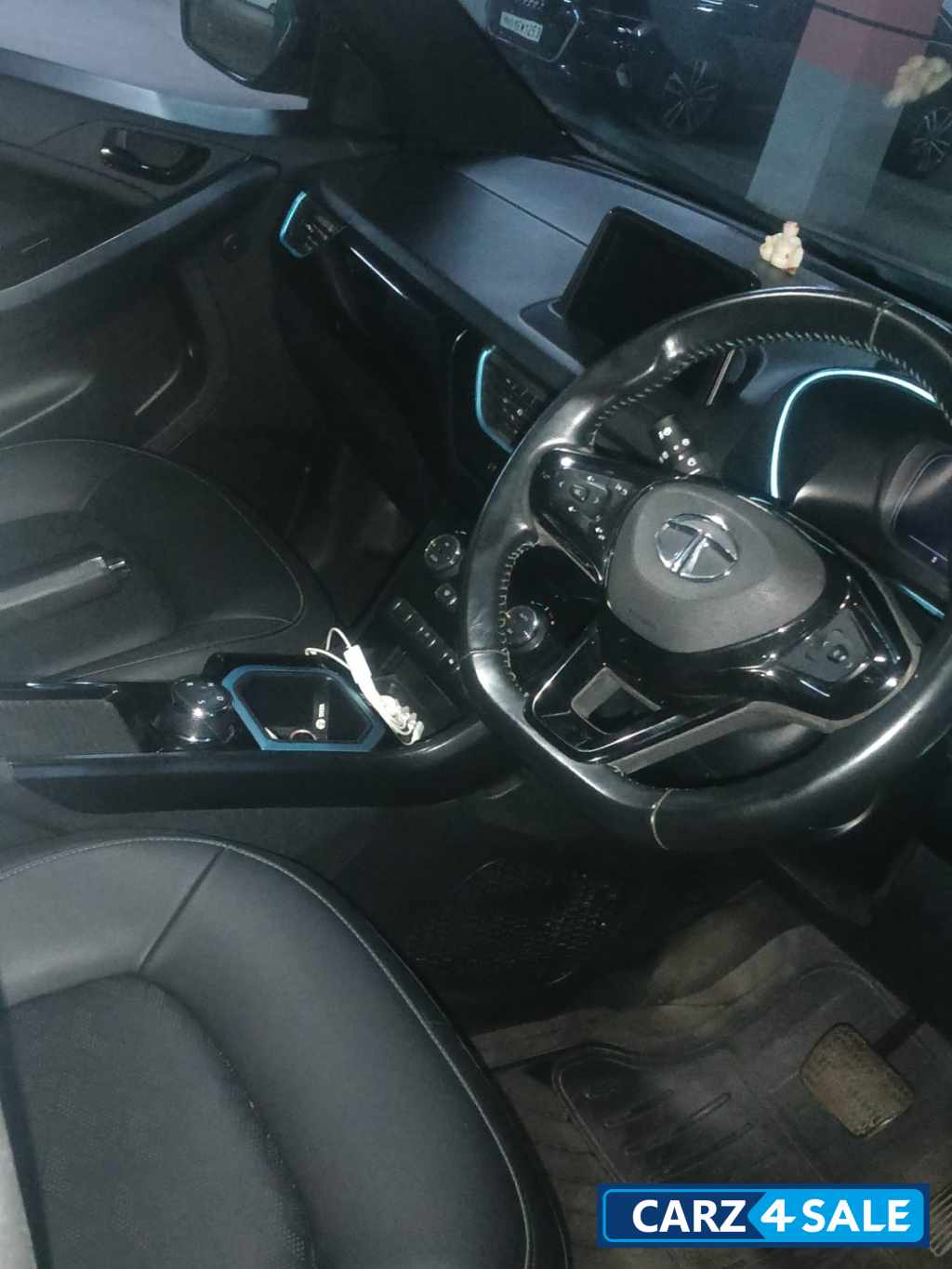 Black Tata Nexon EV XZ+DK Black Tata Nexon EV XZ+DK