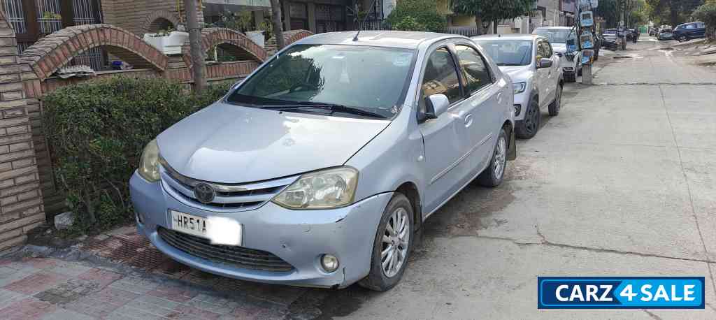 Toyota Etios V