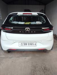 Tata Altroz XM+