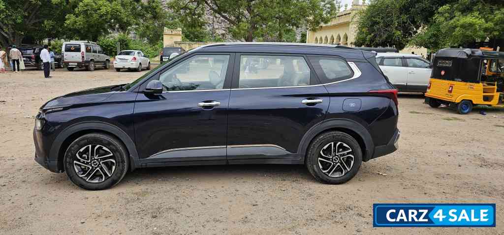 Kia Carens Prestige plus