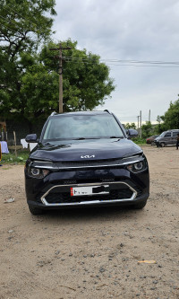 Kia Carens Prestige plus