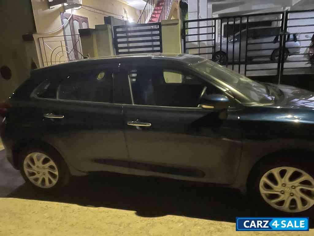 Blue Maruti Suzuki Baleno Zeta CNG