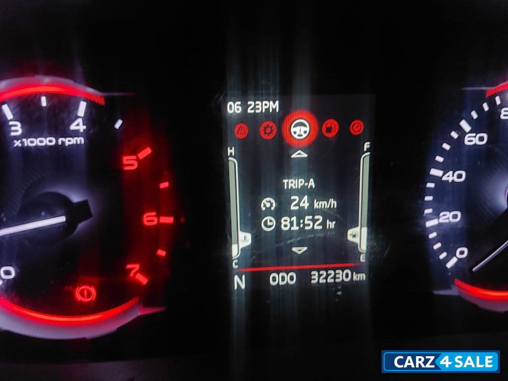 Mahindra Thar Hard top 4s mt