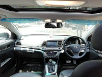 Black Hyundai  Elantra