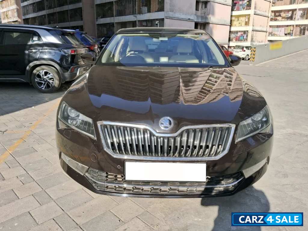 Skoda Superb style