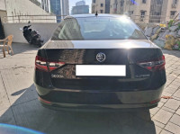 Skoda Superb style