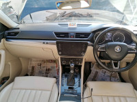 Skoda Superb style