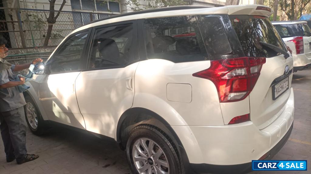Mahindra XUV 500 W9 Manual