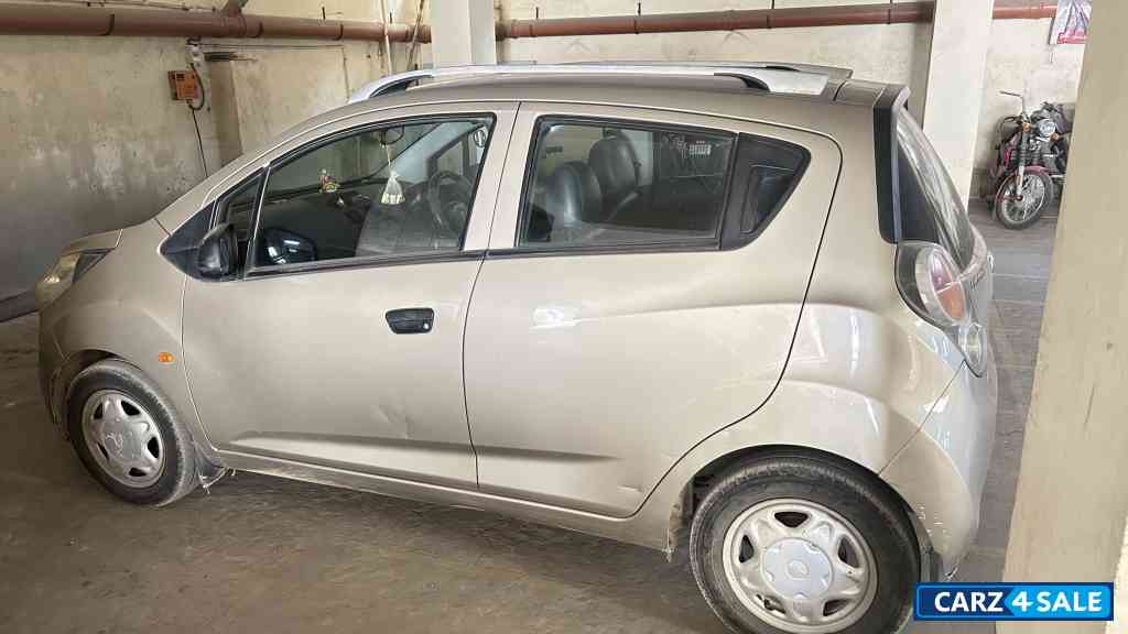 Lenin Beige Chevrolet Beat LS Lenin Beige Chevrolet Beat LS