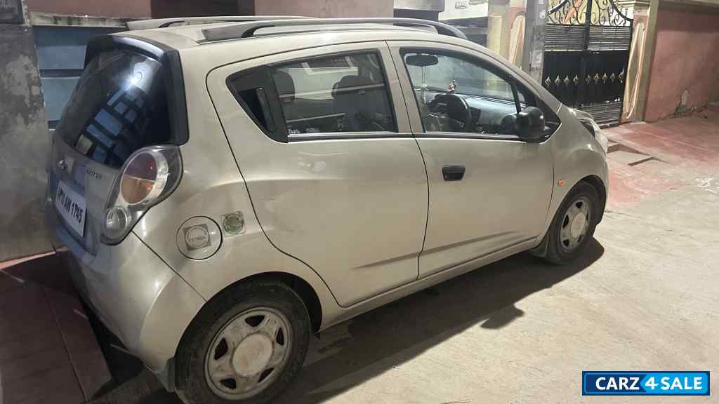 Lenin Beige Chevrolet Beat LS Lenin Beige Chevrolet Beat LS