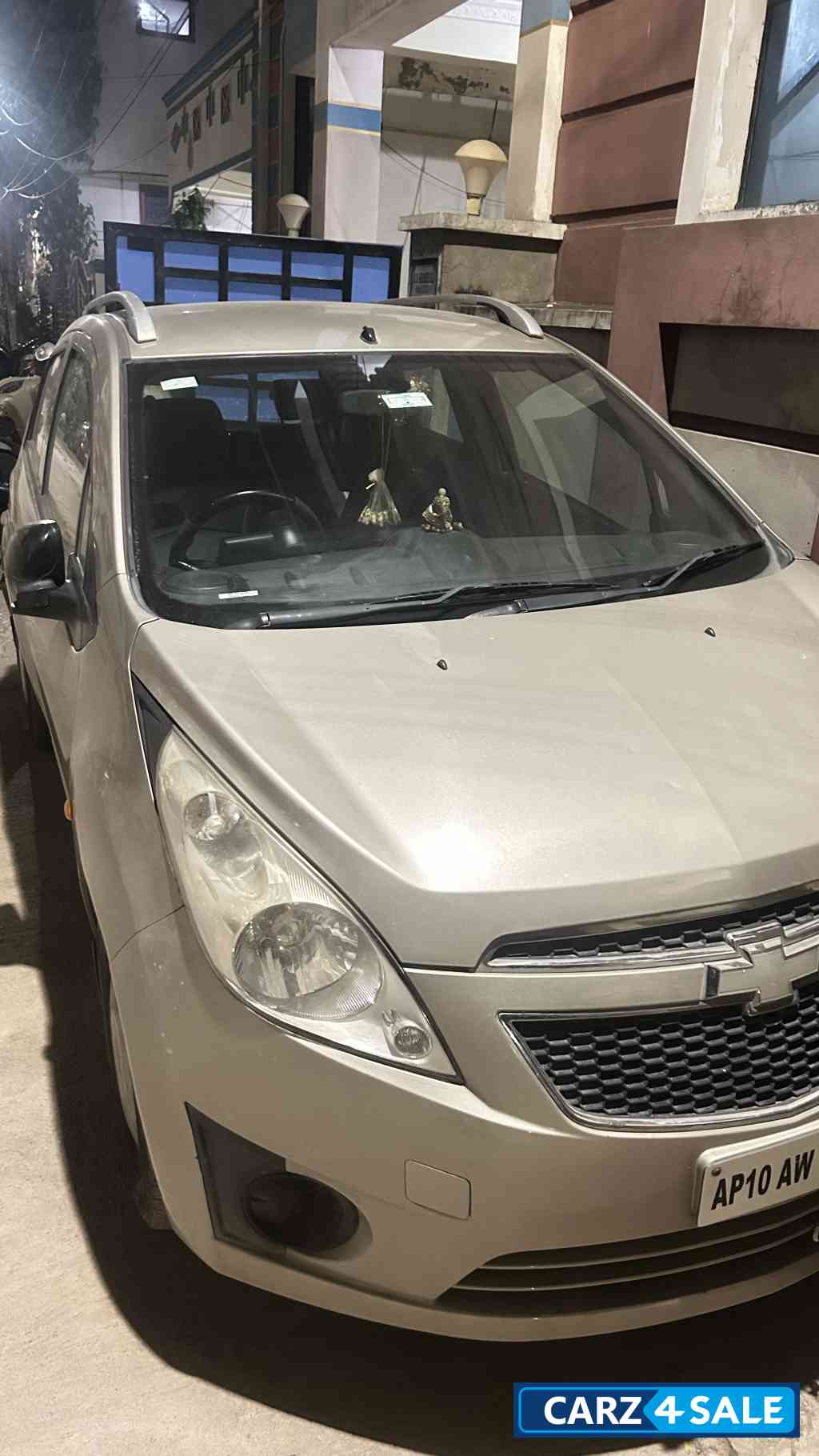 Lenin Beige Chevrolet Beat LS Lenin Beige Chevrolet Beat LS