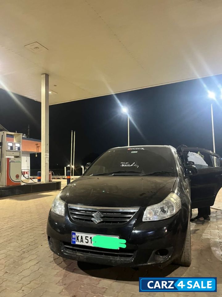 Black Maruti Suzuki SX4