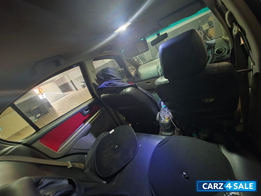 Black Maruti Suzuki SX4