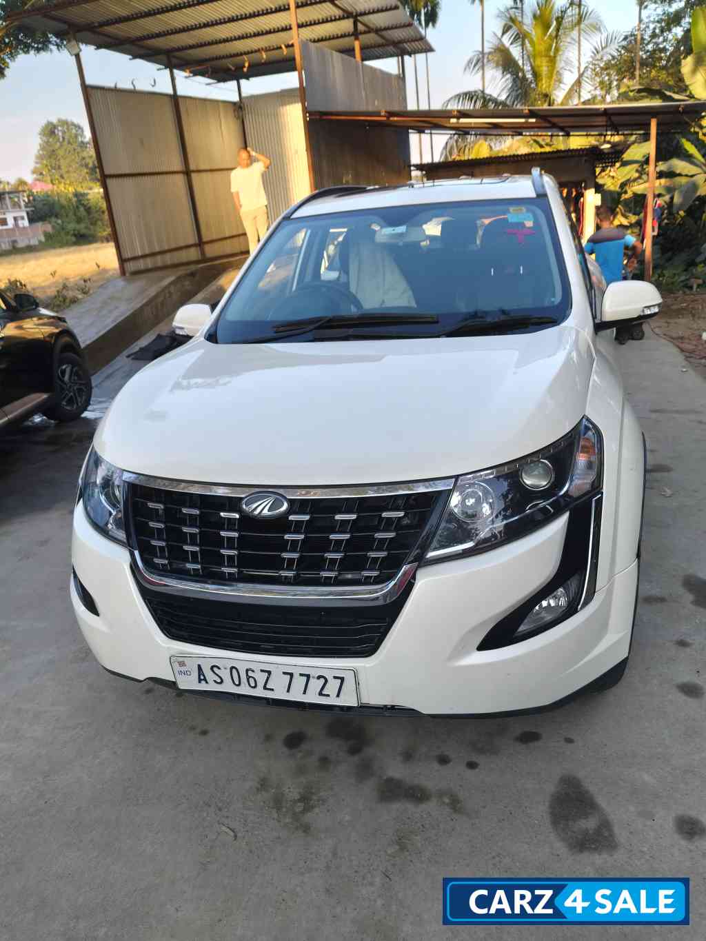 Mahindra XUV 500 W9 Mahindra XUV 500 W9