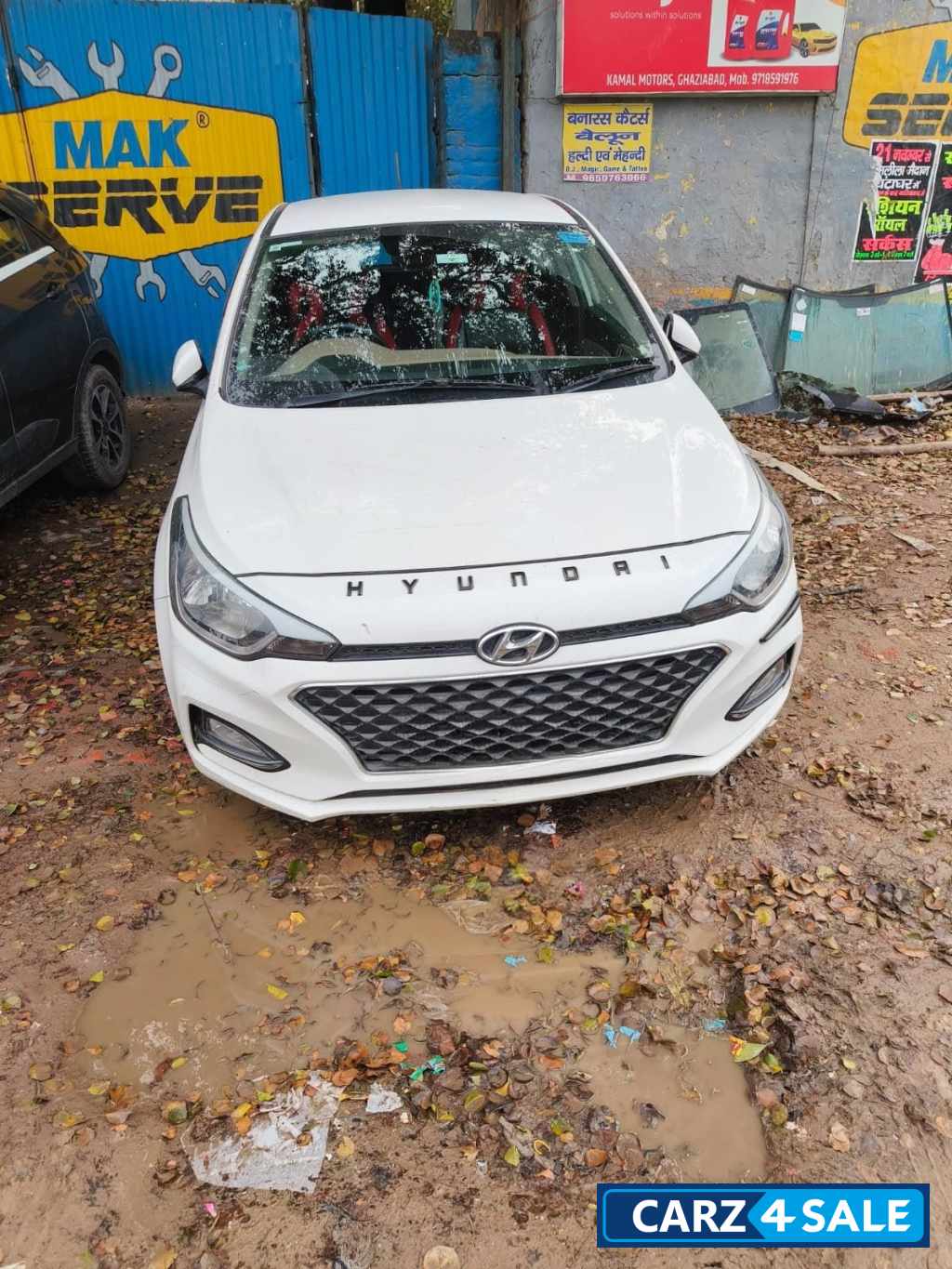 White Hyundai i20 Elite Sports Plus