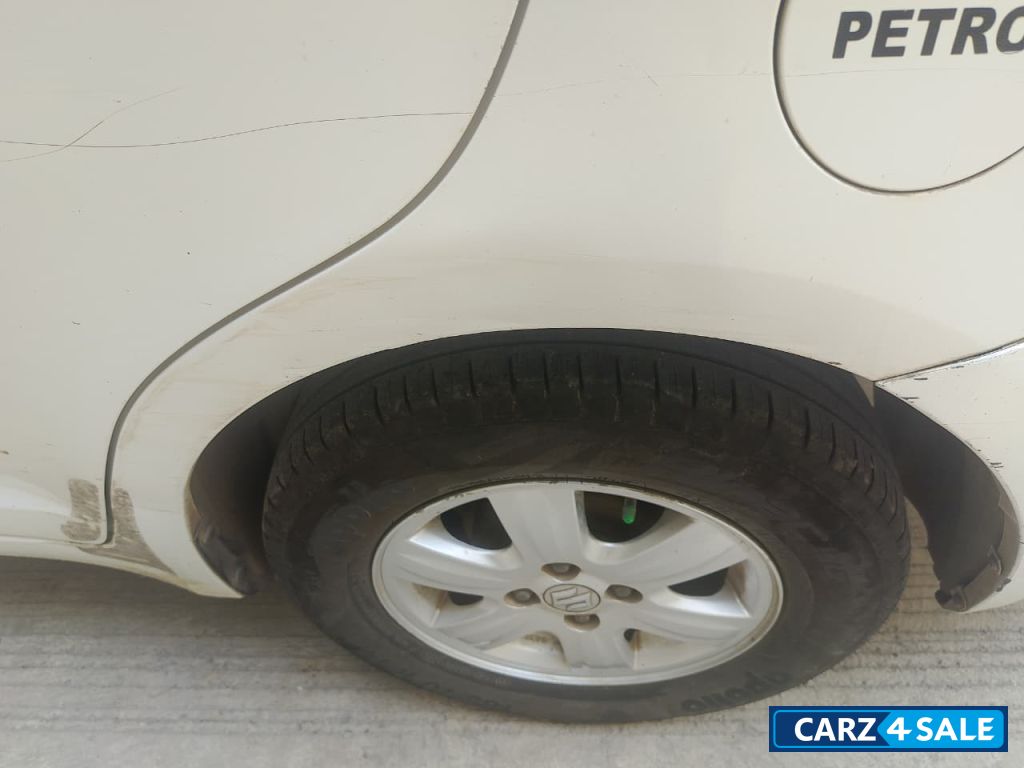 Maruti Suzuki Dzire ZXI