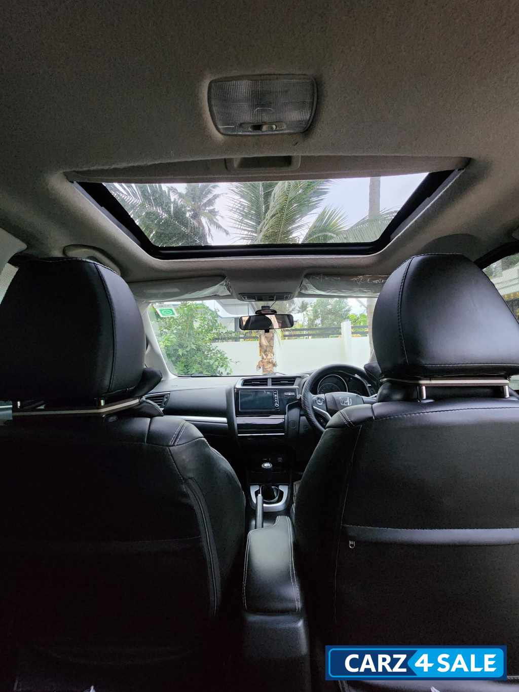 Alabaster Silver Honda WR-V VX