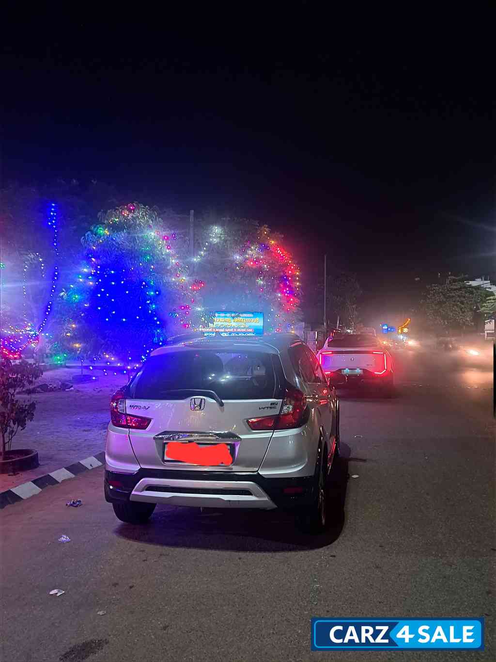 Alabaster Silver Honda WR-V VX