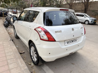 Pearl White Maruti Suzuki Swift VDI