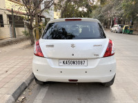 Pearl White Maruti Suzuki Swift VDI
