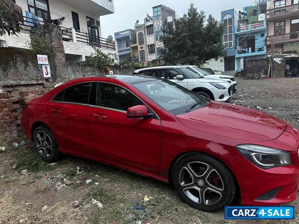 Red Mercedes-Benz CLA CLA 200 SPORTS PETROL Red Mercedes-Benz CLA CLA 200 SPORTS PETROL