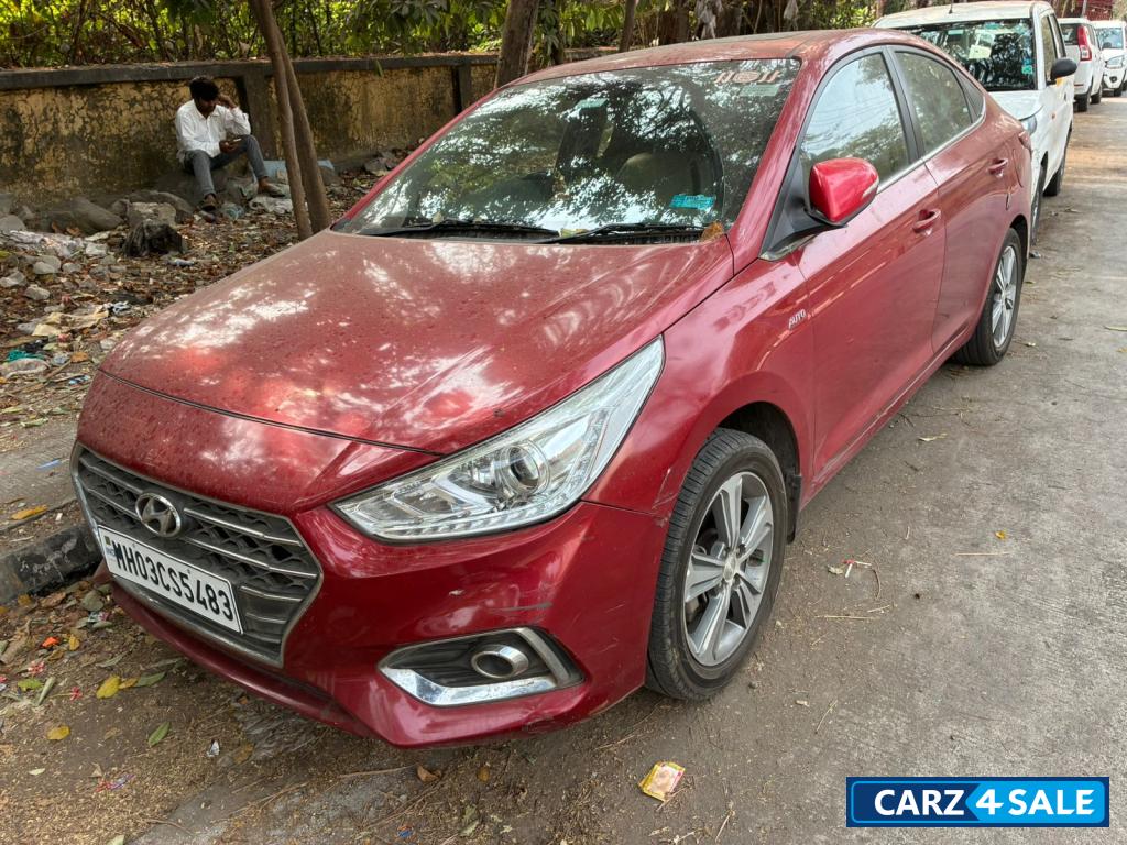 Hyundai Verna 1.6 CRDi SX +