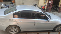 Silver BMW 3-Series 320d