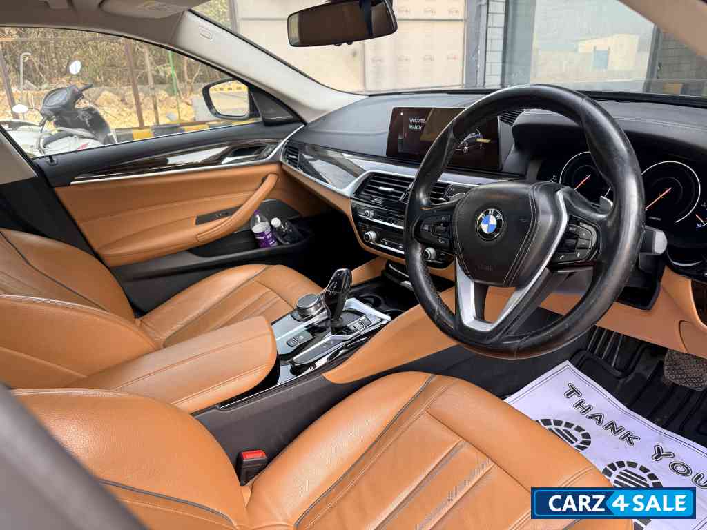 BMW 5-Series 520d luxury line
