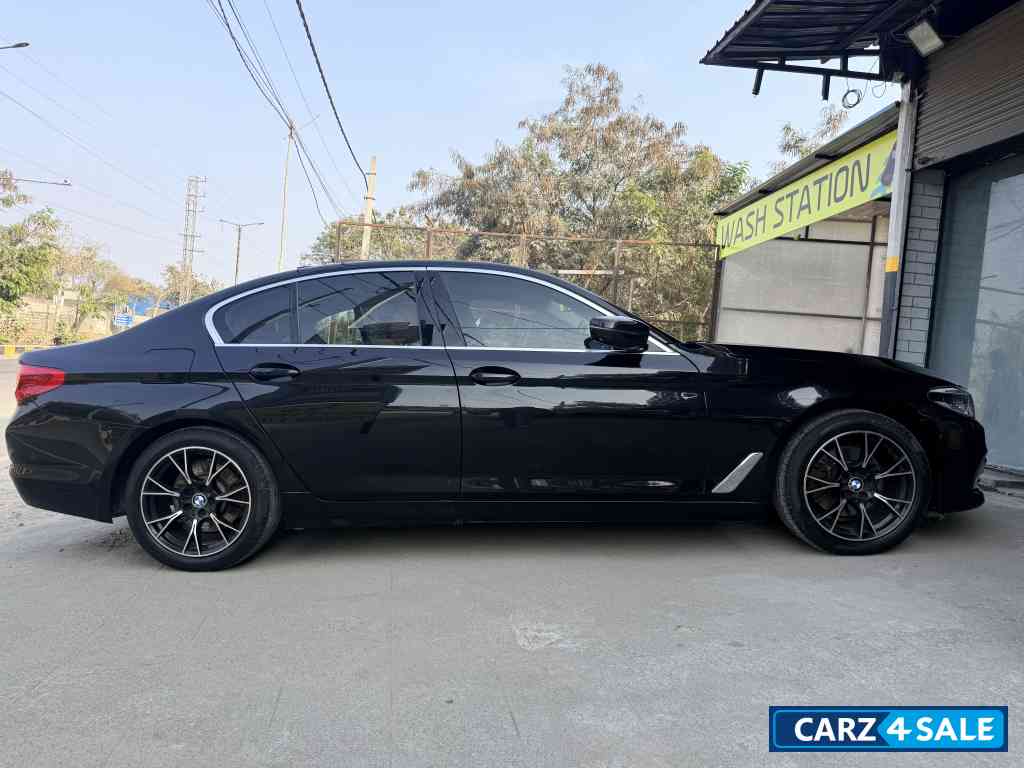 BMW 5-Series 520d luxury line