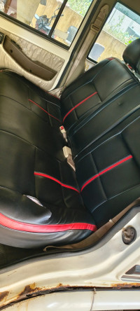 Diamond White Mahindra Bolero B6 BS-VI