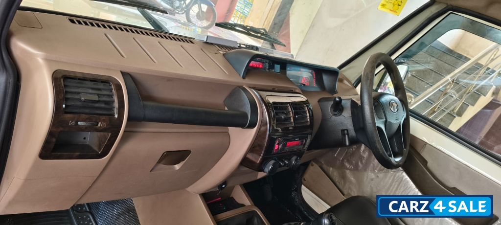 Diamond White Mahindra Bolero B6 BS-VI