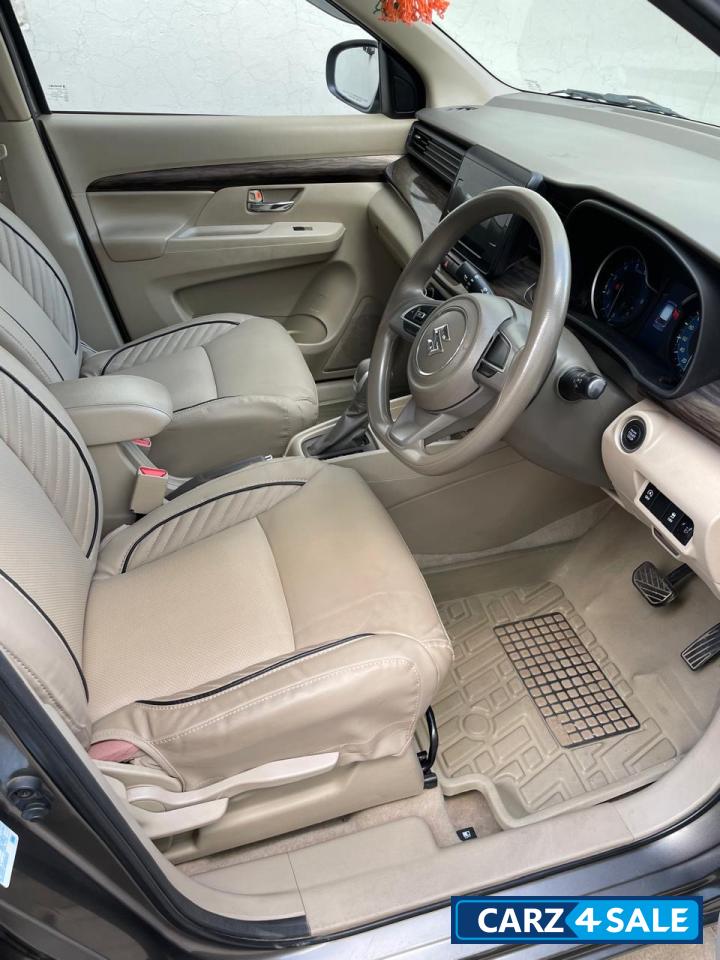 Maruti Suzuki Ertiga Zxi