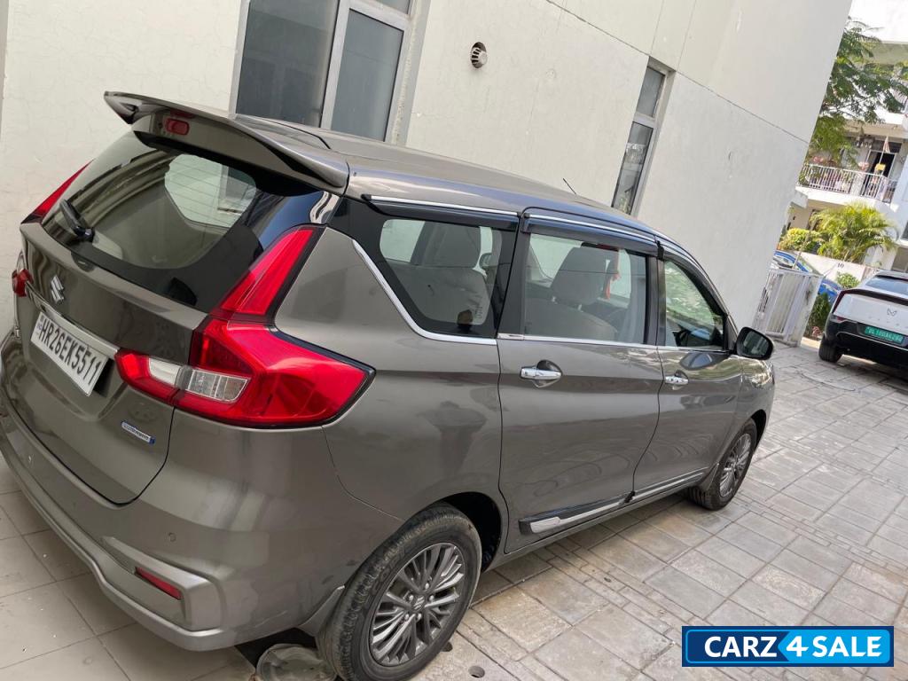 Maruti Suzuki Ertiga Zxi