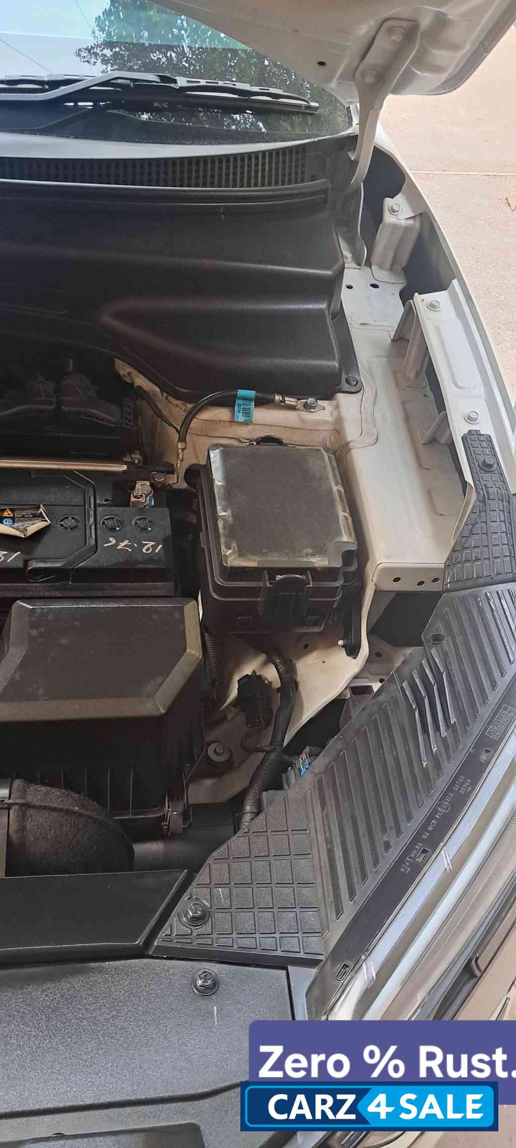 White Hyundai Alcazar Signature Adventure