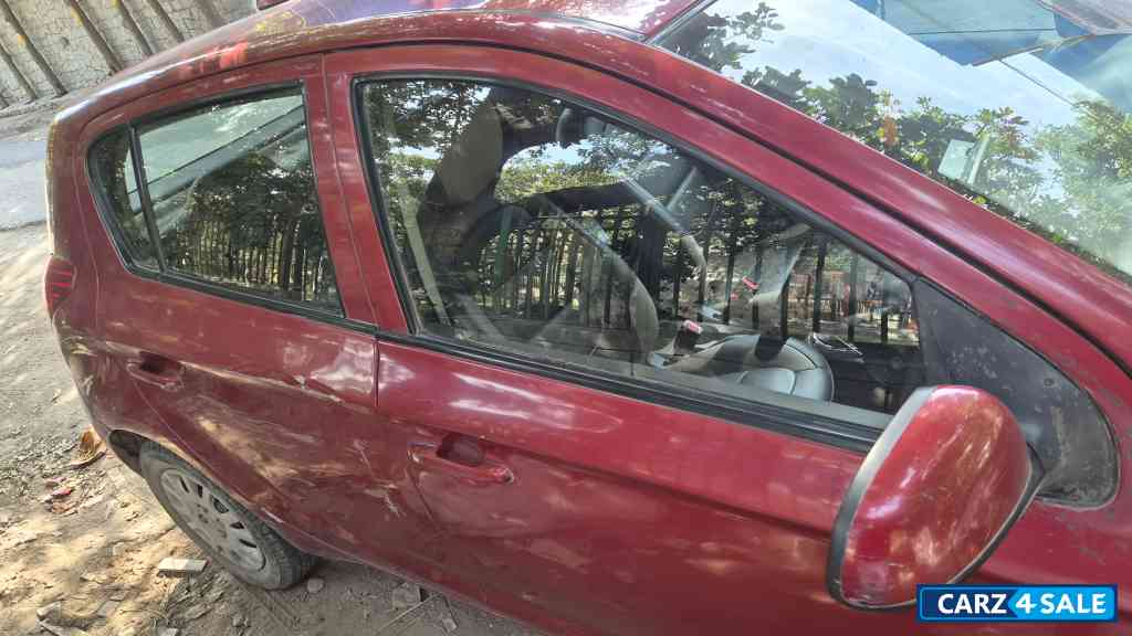 Berry Red Hyundai i20 Magna