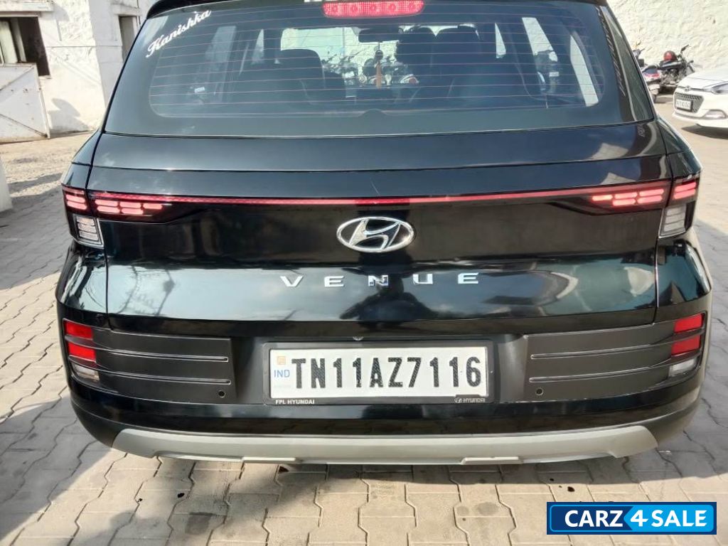 Black Hyundai Venue HYUNDAI/VENUE/1.2 S OPTIONAL PETROL / PETRO