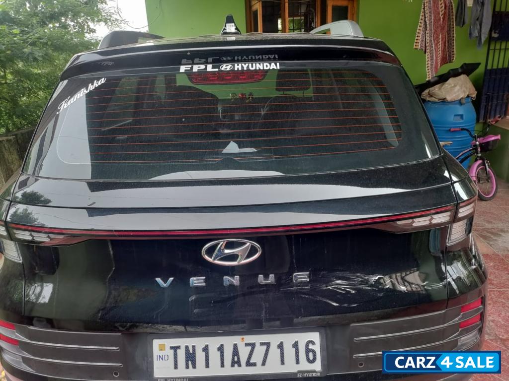 Black Hyundai Venue HYUNDAI/VENUE/1.2 S OPTIONAL PETROL / PETRO