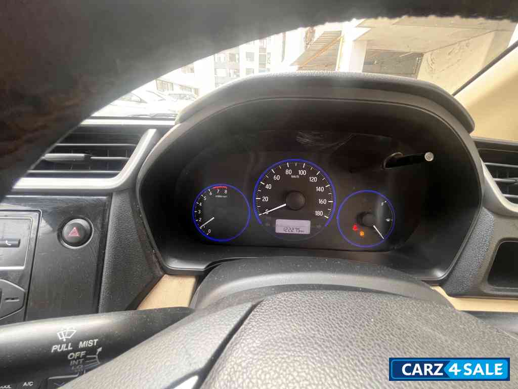Honda Amaze Petrol+ cng
