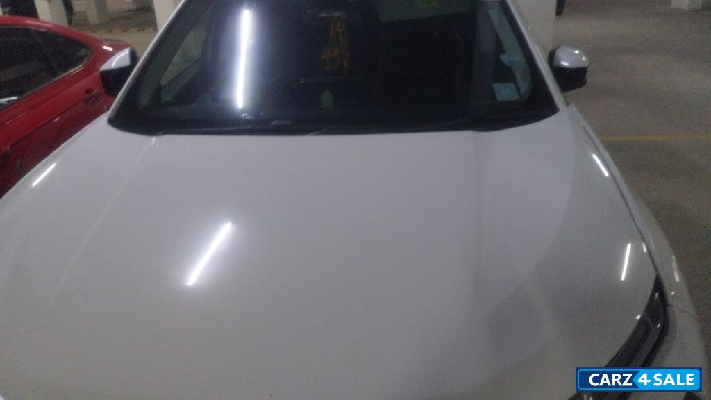 White Tata Harrier Xz 2.0L KRYO