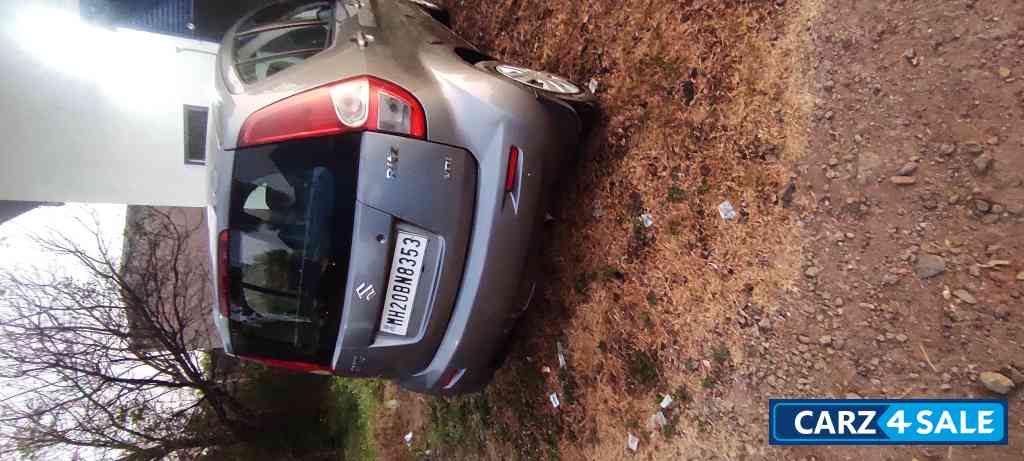 Saloon Maruti Suzuki Ritz VDIBSIV