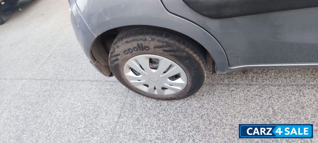 Saloon Maruti Suzuki Ritz VDIBSIV