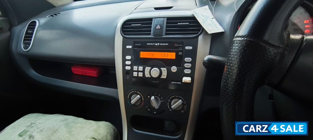 Saloon Maruti Suzuki Ritz VDIBSIV